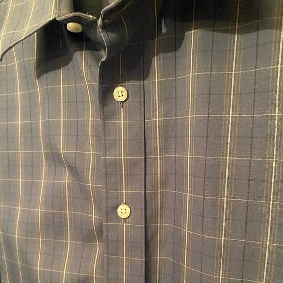 Men’s button up dress shirt - Picture 4 of 7